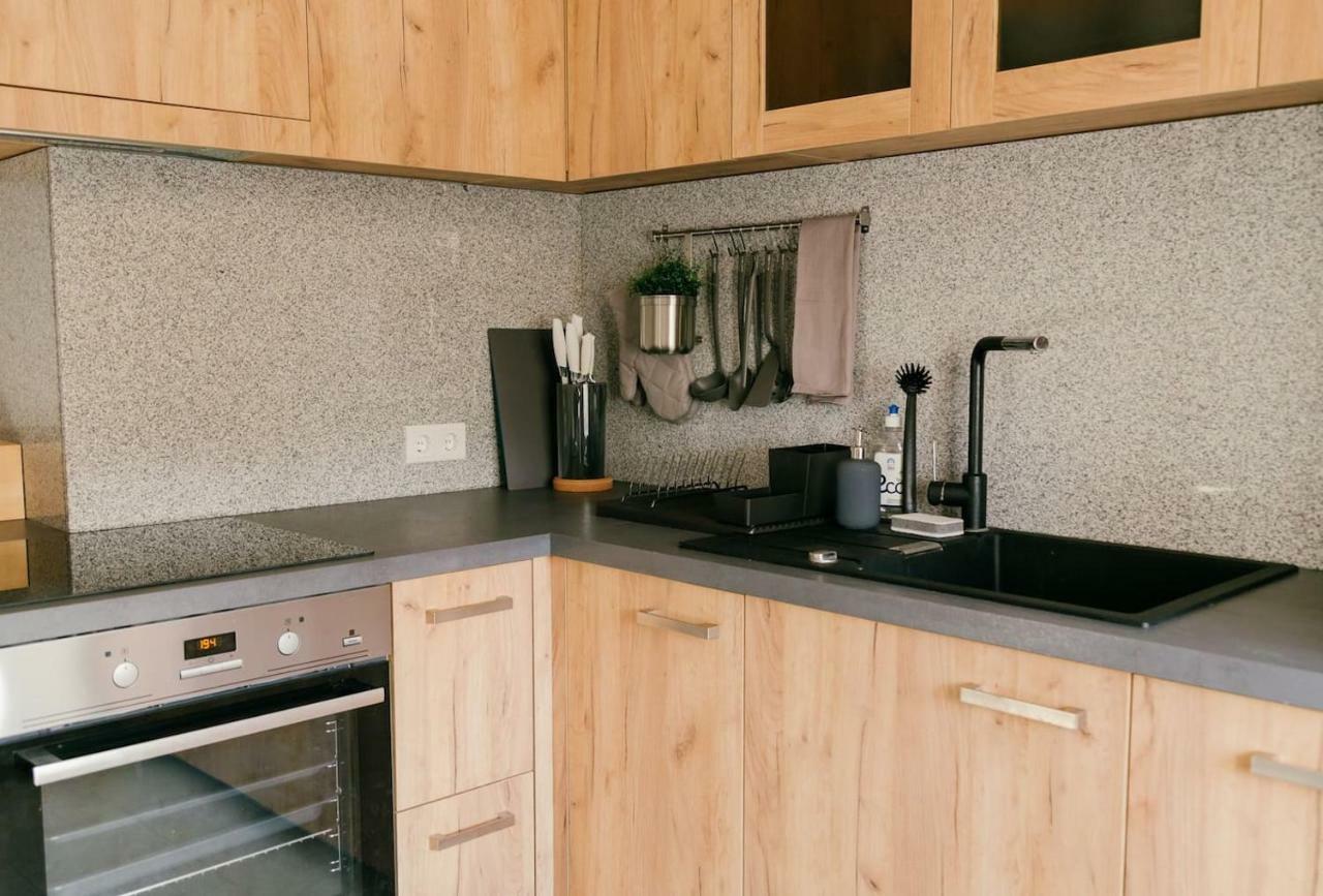 Izu Home Ρίγα Εξωτερικό φωτογραφία