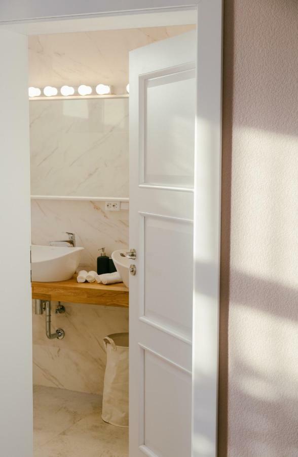 Izu Home Ρίγα Εξωτερικό φωτογραφία